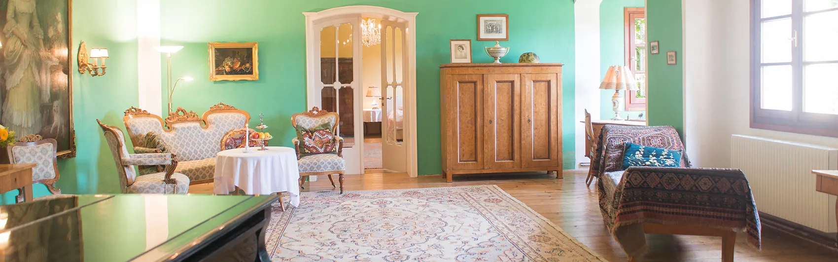 Blick in den grünen Salon